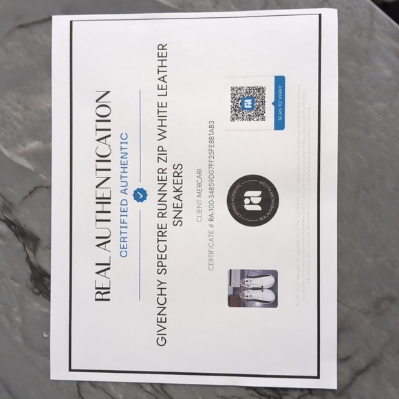 Givenchy Spectre Runner Zip Calf Leather Sneakers - Picture 3 of 14